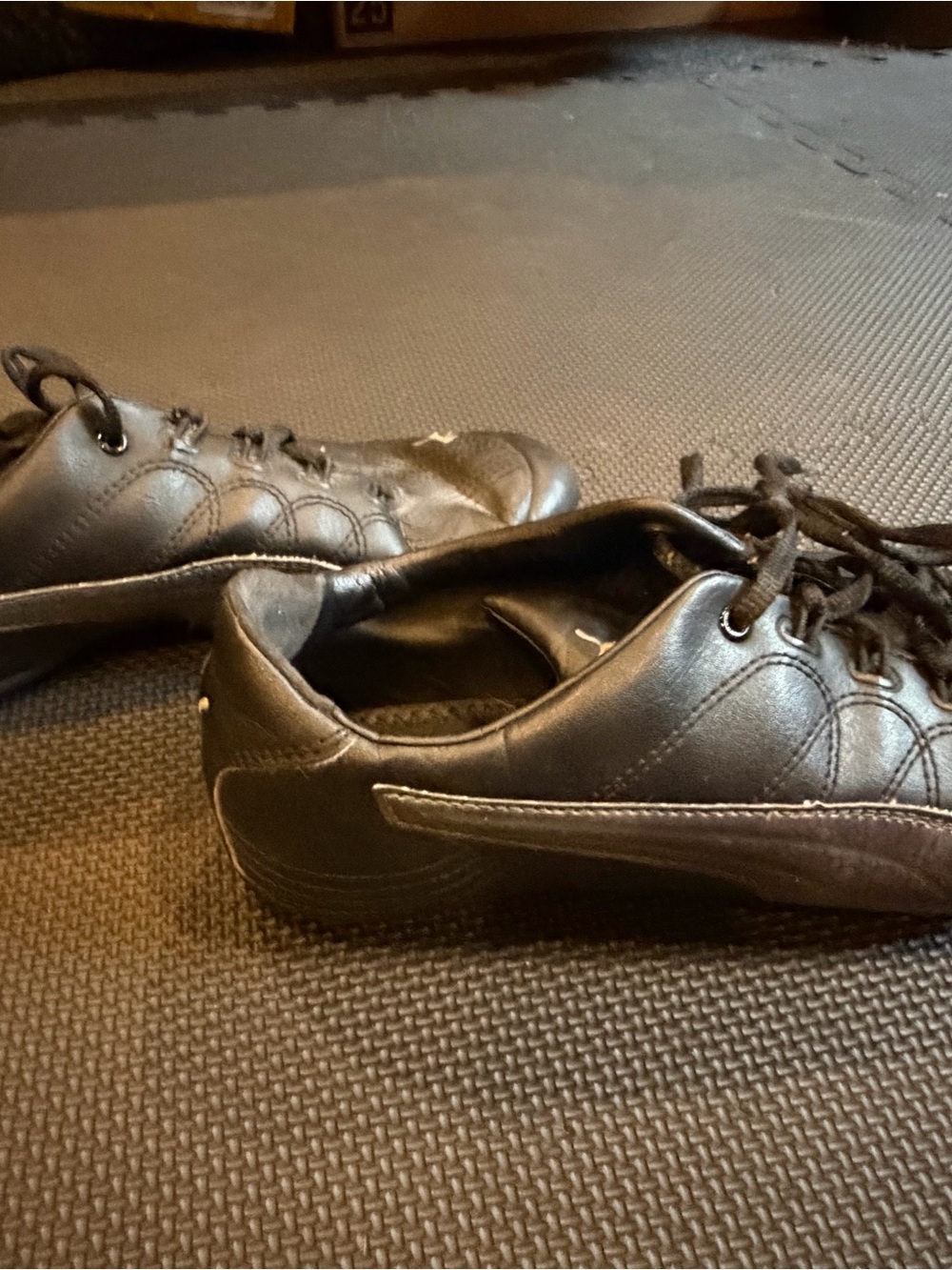 Women’s Black Leather Puma Lace-Up Sneakers - Classic Casual